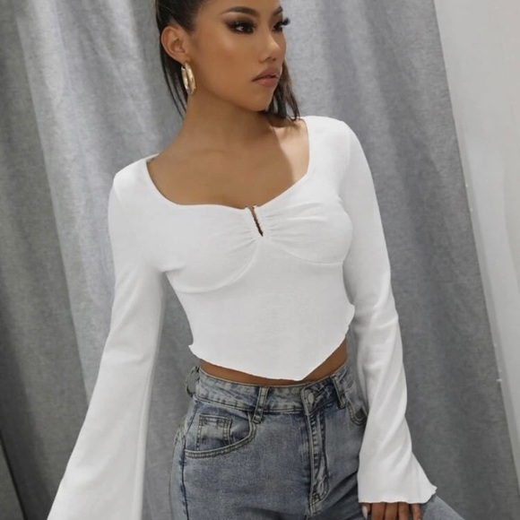 Cropped asymmetrical top - Picture 2 of 6